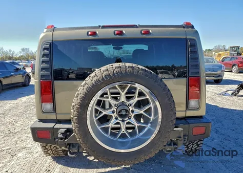 2005 Hummer H2 z USA, uszkodzony, nr VIN 5GRGN23U95H126939